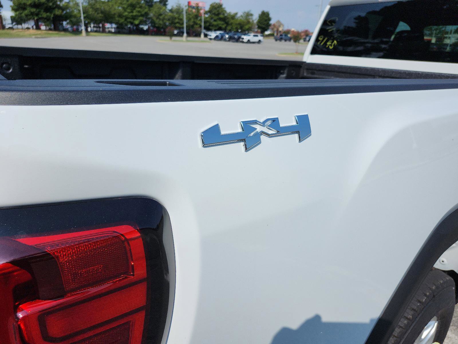 New 2026 GMC Sierra 2500 Pro image 4