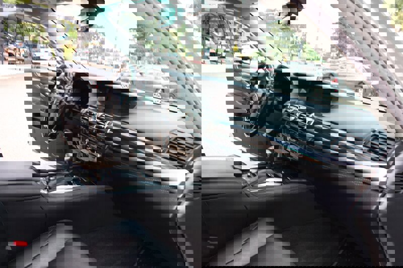 Used 2013 Lexus LS 460 w/ Comfort Pkg image 29