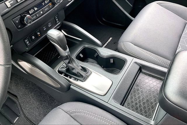 Certified 2025 Nissan Frontier SV w/ SV Convenience Package image 15