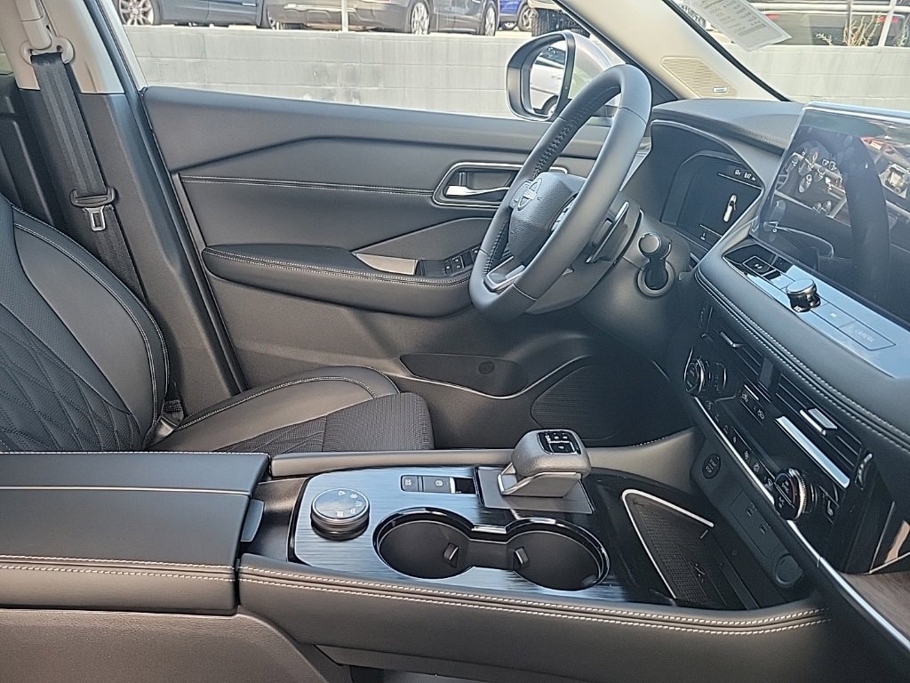 New 2026 Nissan Rogue Platinum w/ Platinum Premium Package image 44