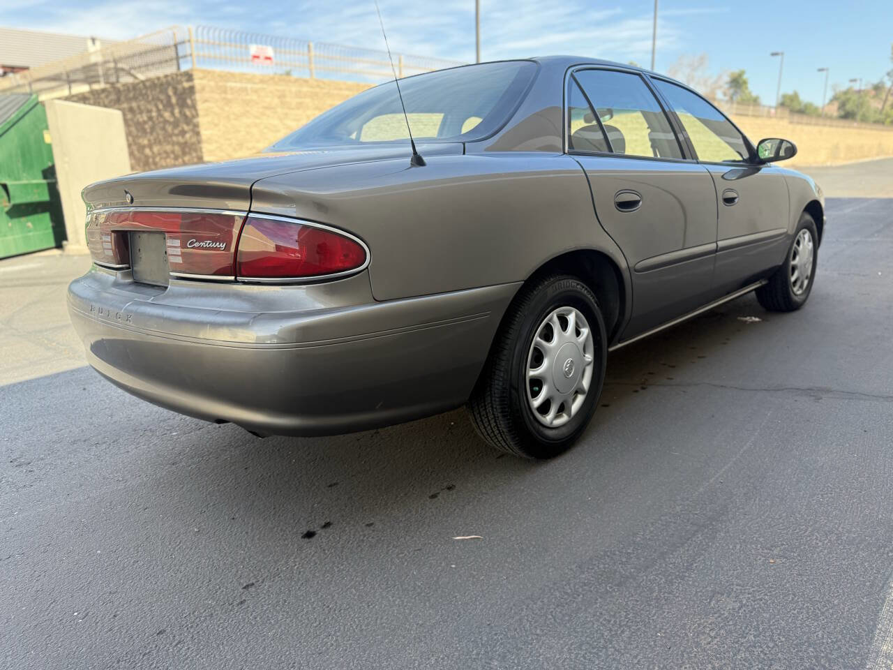 Used 2004 Buick Century Custom image 4