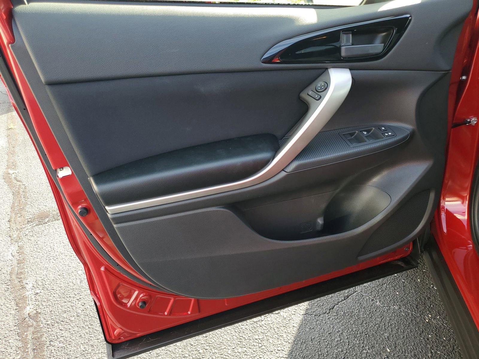 New 2026 Mitsubishi Eclipse Cross ES image 8