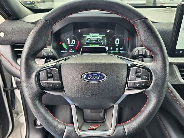 Used 2025 Ford Explorer ST AWD/4WD image 22