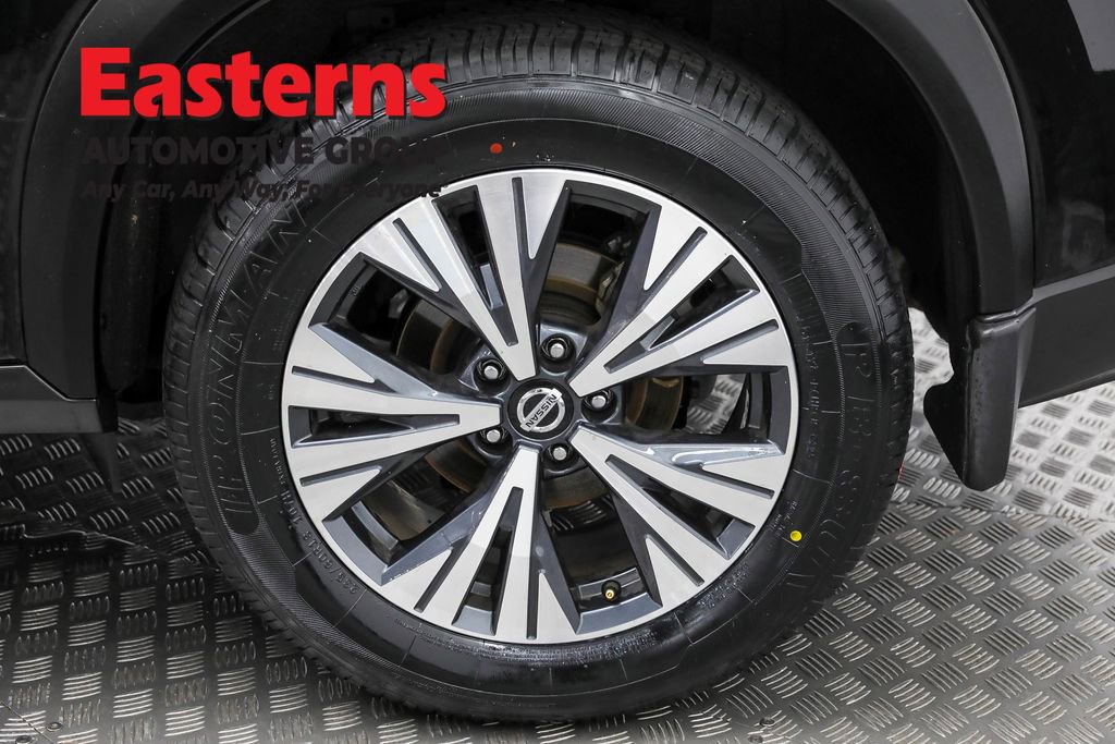 Used 2021 Nissan Rogue SV image 30