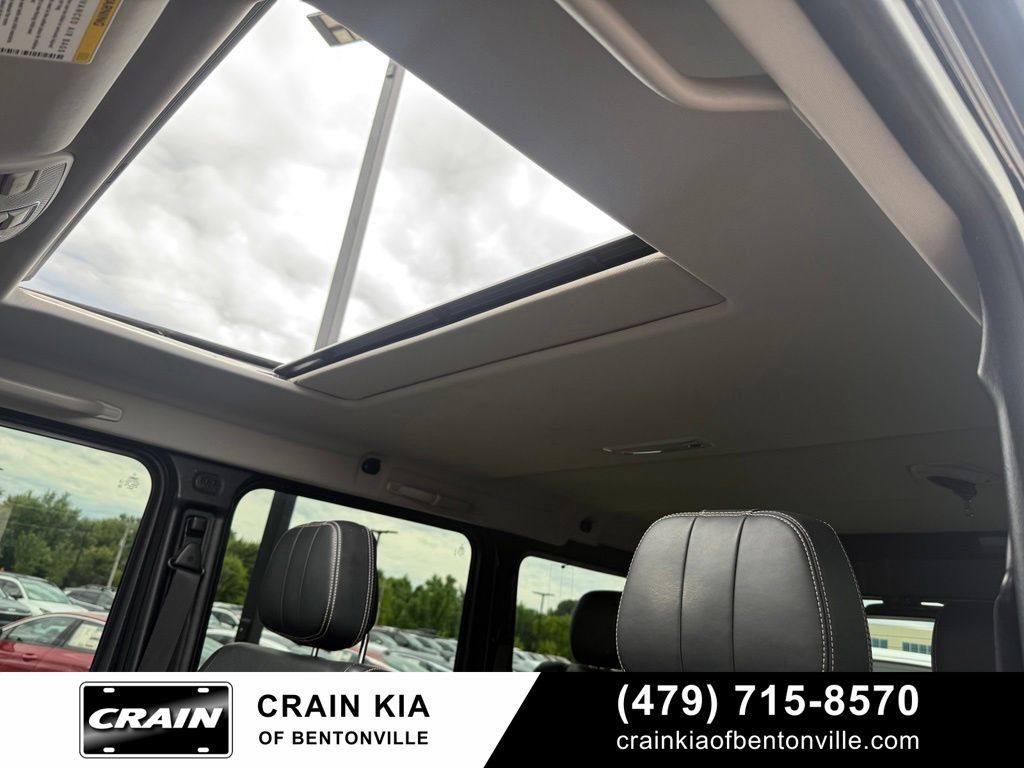 Used 2017 Mercedes-Benz G 550 image 19