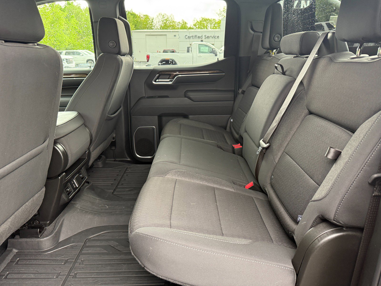 Used 2024 GMC Sierra 1500 Elevation image 16