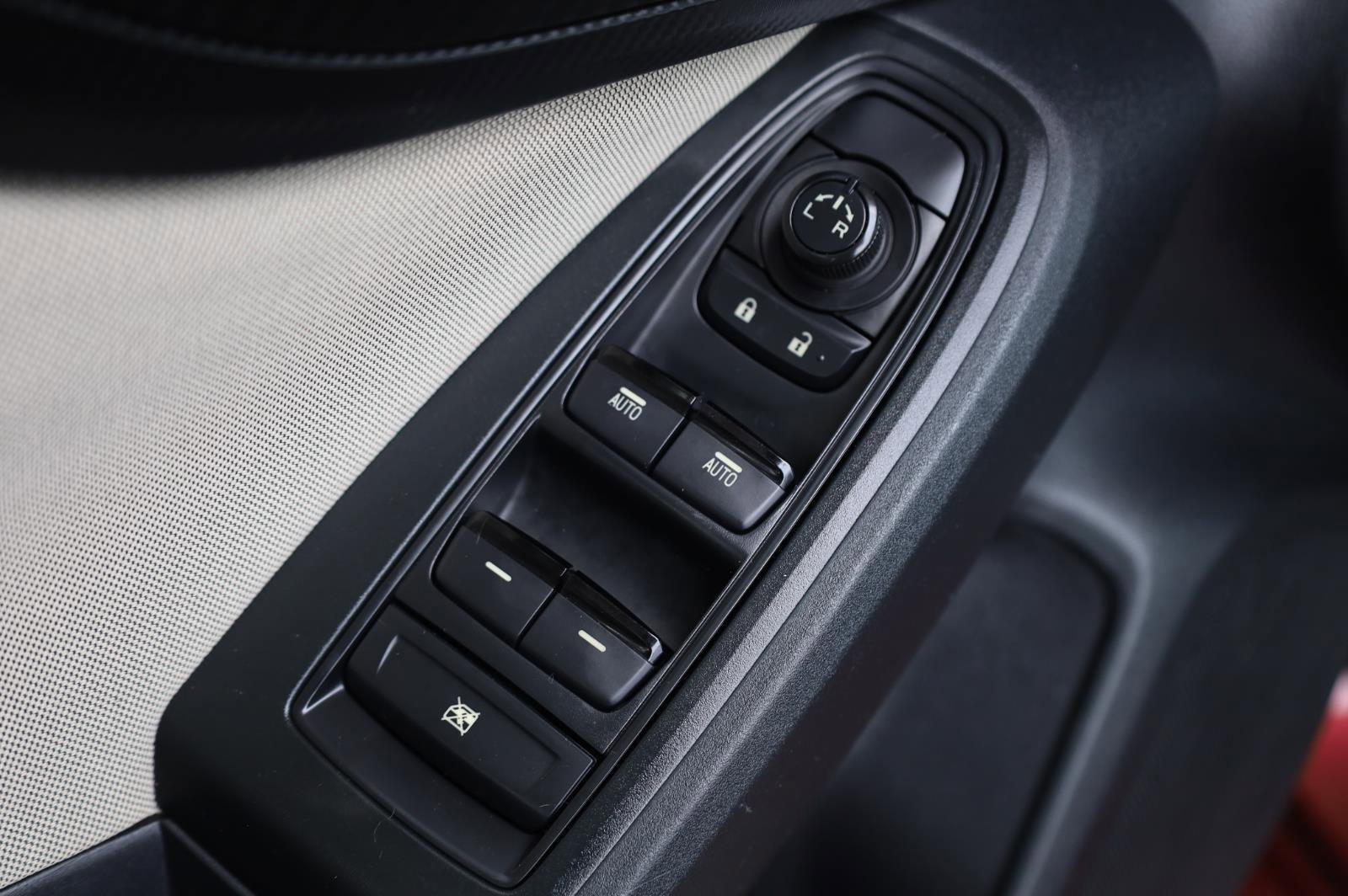 Used 2019 Subaru Impreza 2.0i w/ Eyesight AWD/4WD image 31