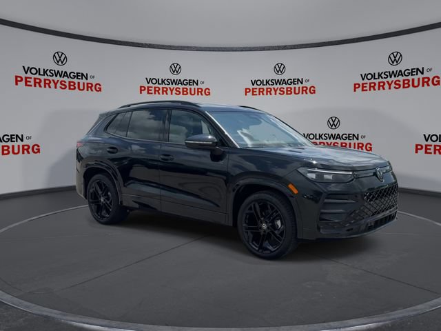 New 2026 Volkswagen Tiguan SE R-Line FWD image 2