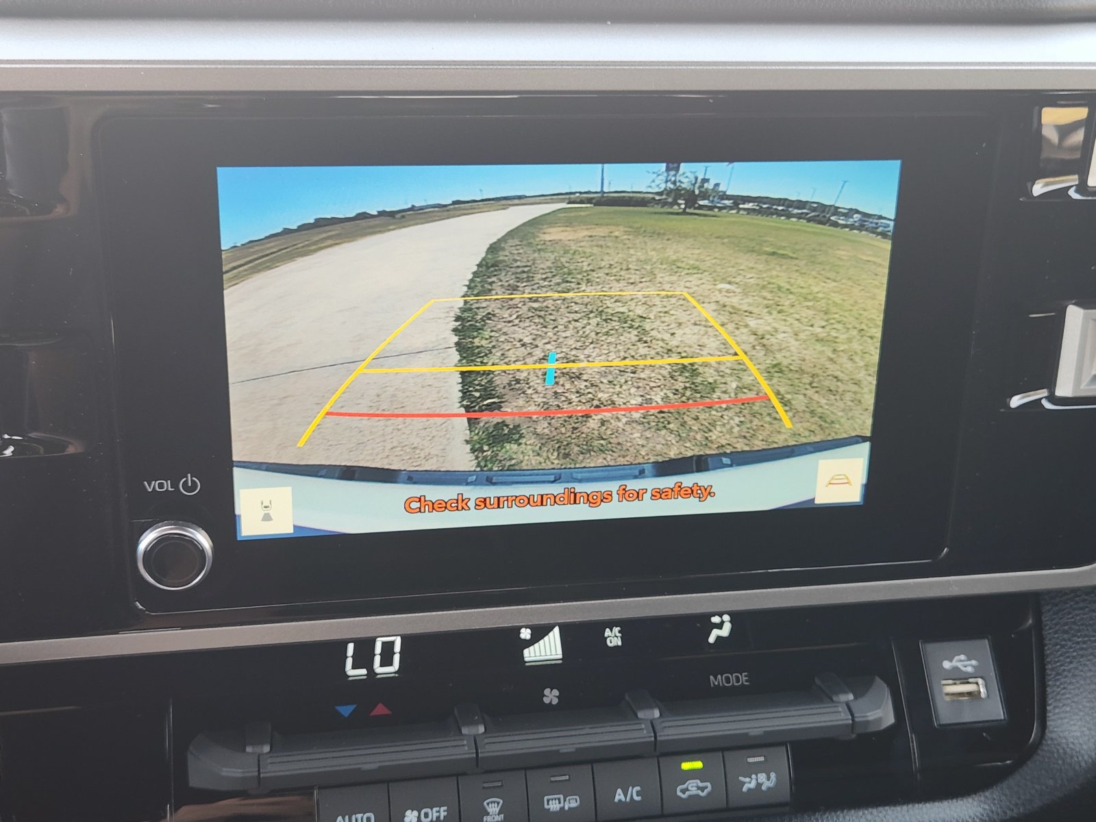 New 2026 Toyota Tundra SR5 w/ SR5 Convenience Package RWD image 17