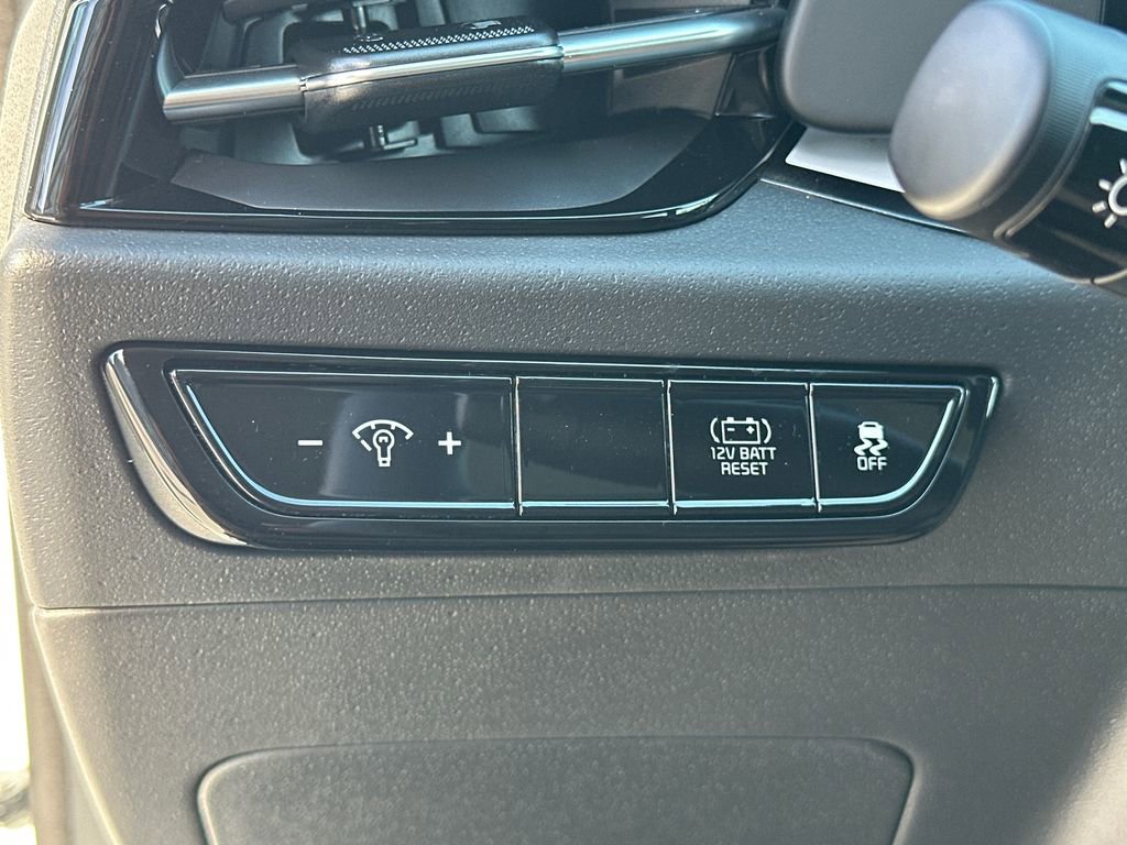 New 2026 Kia Niro LX FWD image 18
