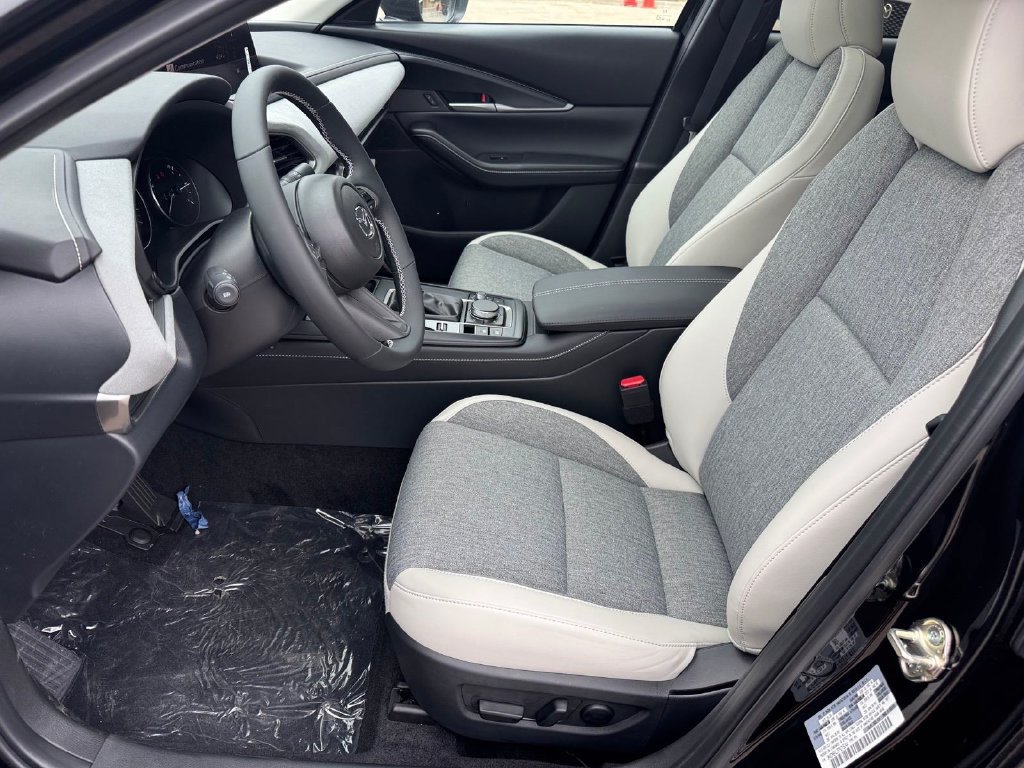 New 2026 MAZDA CX-30 Aire Edition AWD/4WD image 8