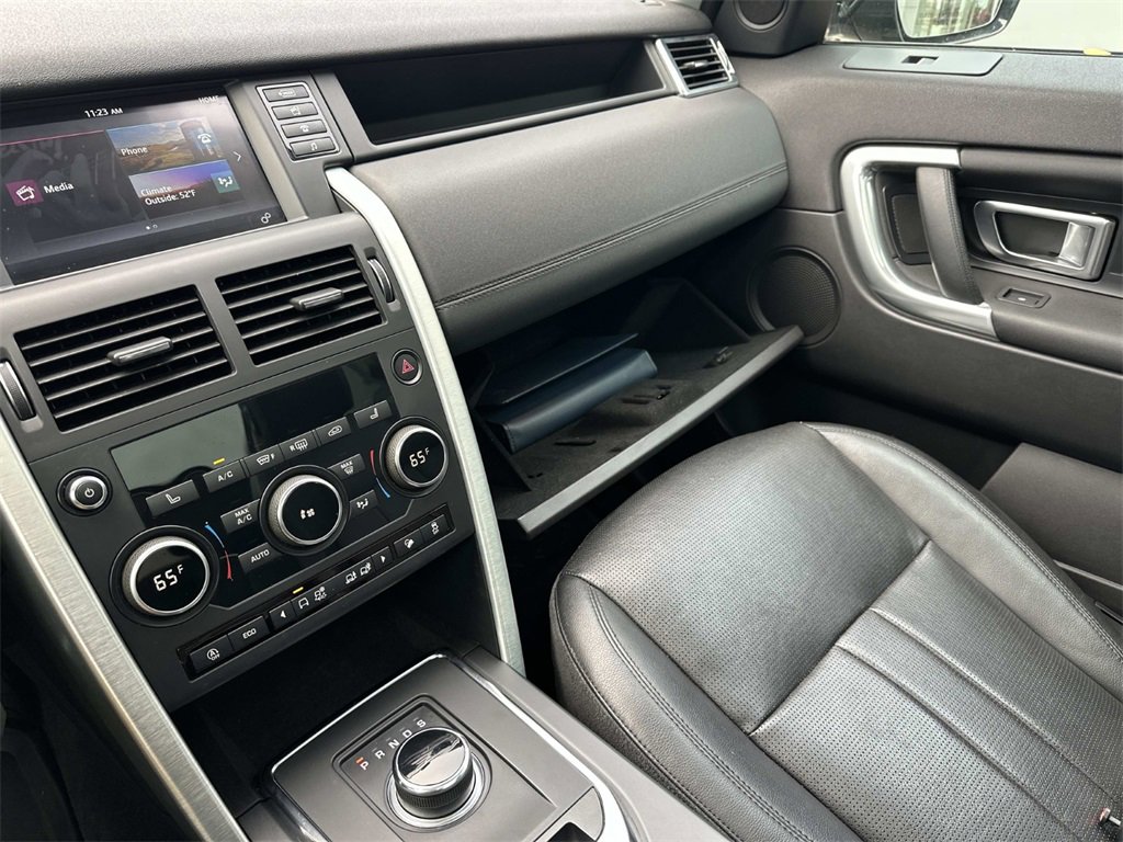 Used 2019 Land Rover Discovery Sport HSE image 24