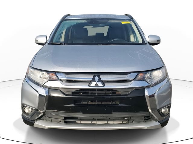 Used 2016 Mitsubishi Outlander SEL image 2