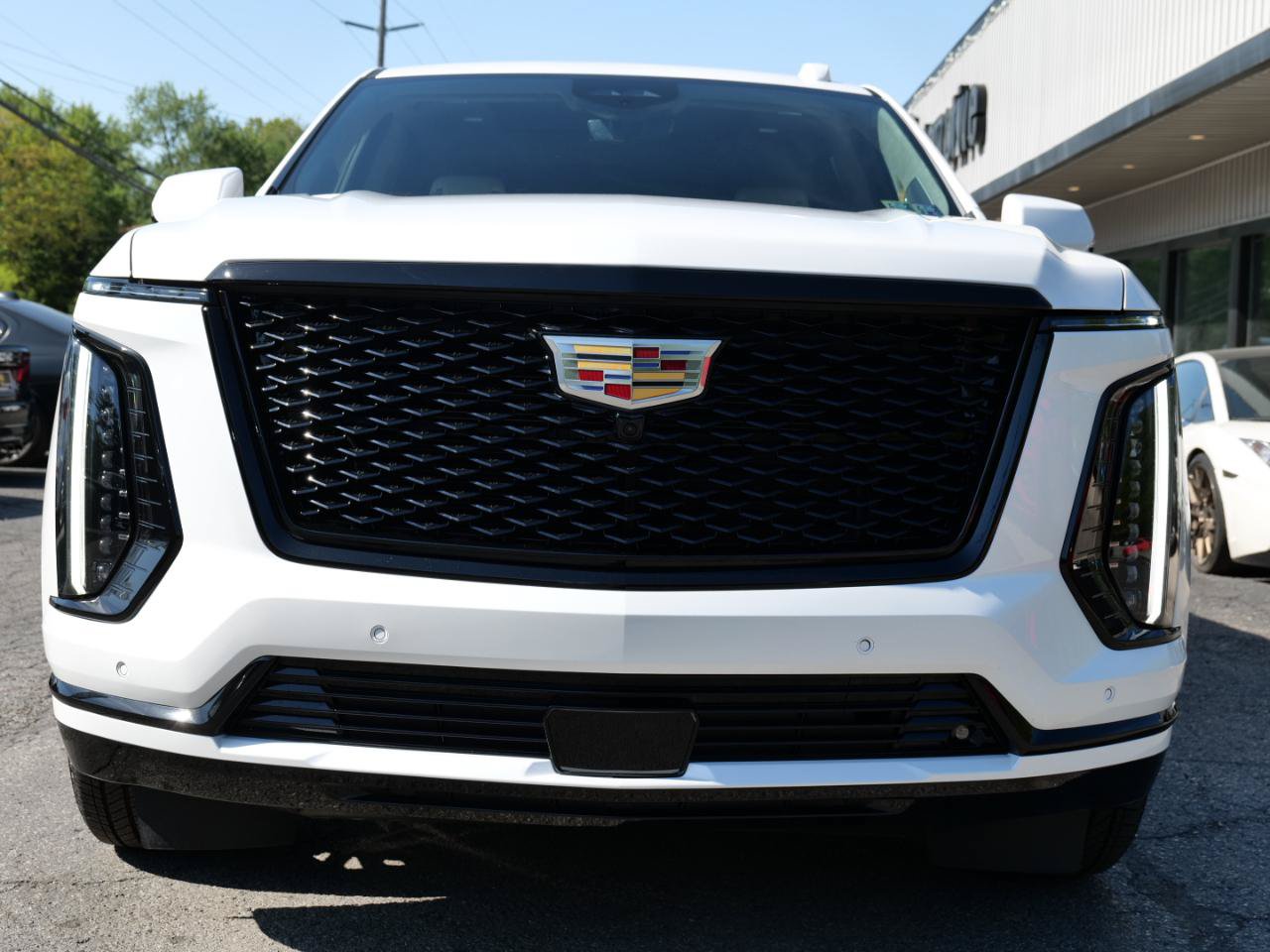 Used 2025 Cadillac Escalade Sport Platinum w/ LPO, Floor Liner Package AWD/4WD image 12