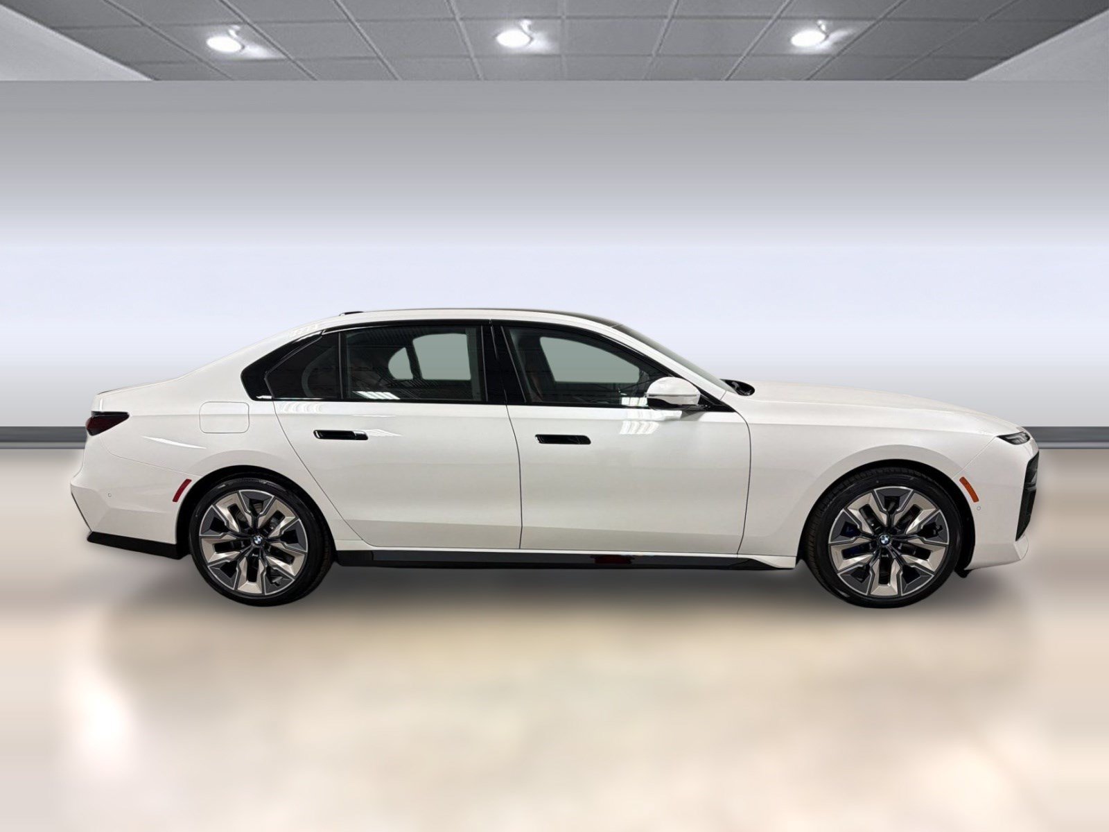 Used 2026 BMW 740i w/ Premium Package RWD image 7