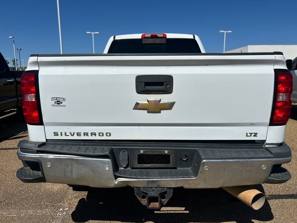 Used 2018 Chevrolet Silverado 3500 LTZ w/ Duramax Plus Package image 3