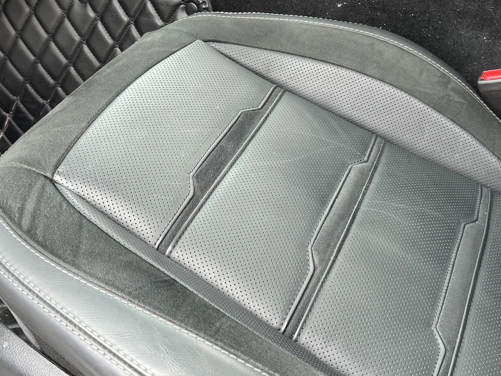 Used 2025 Mercedes-Benz GLE 53 AMG 4MATIC Coupe image 35