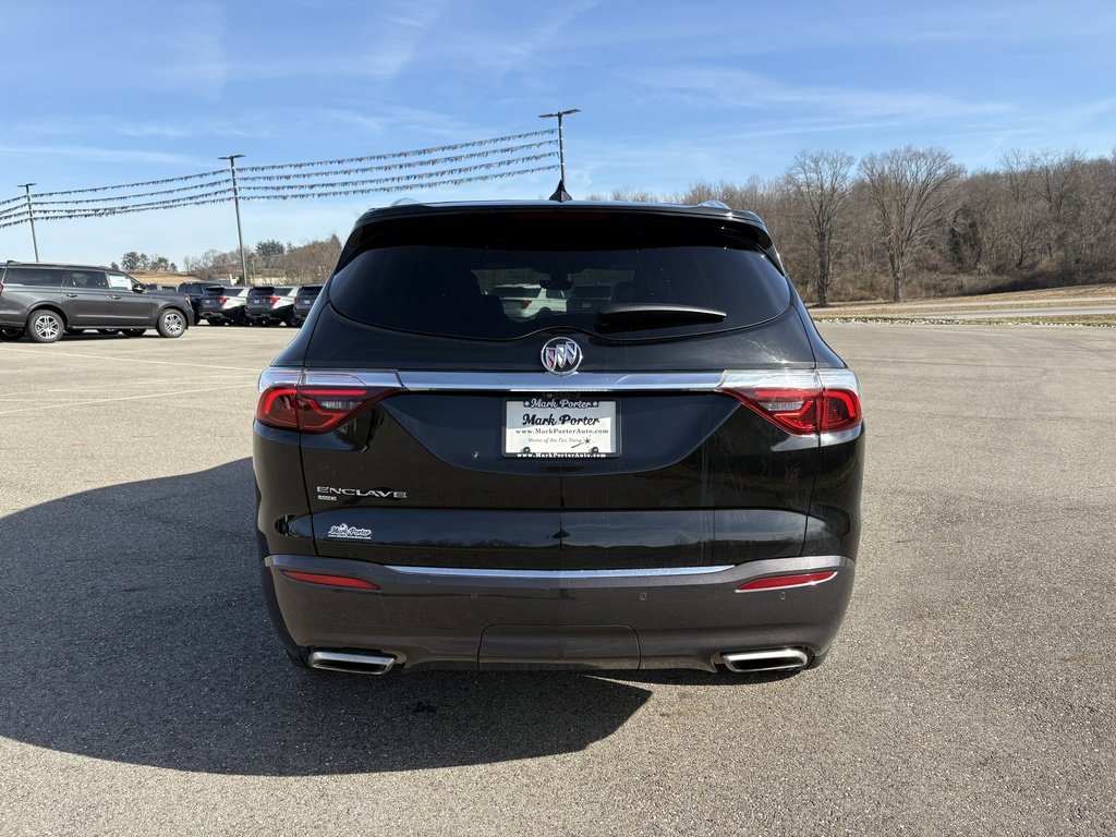 Used 2024 Buick Enclave Premium image 4