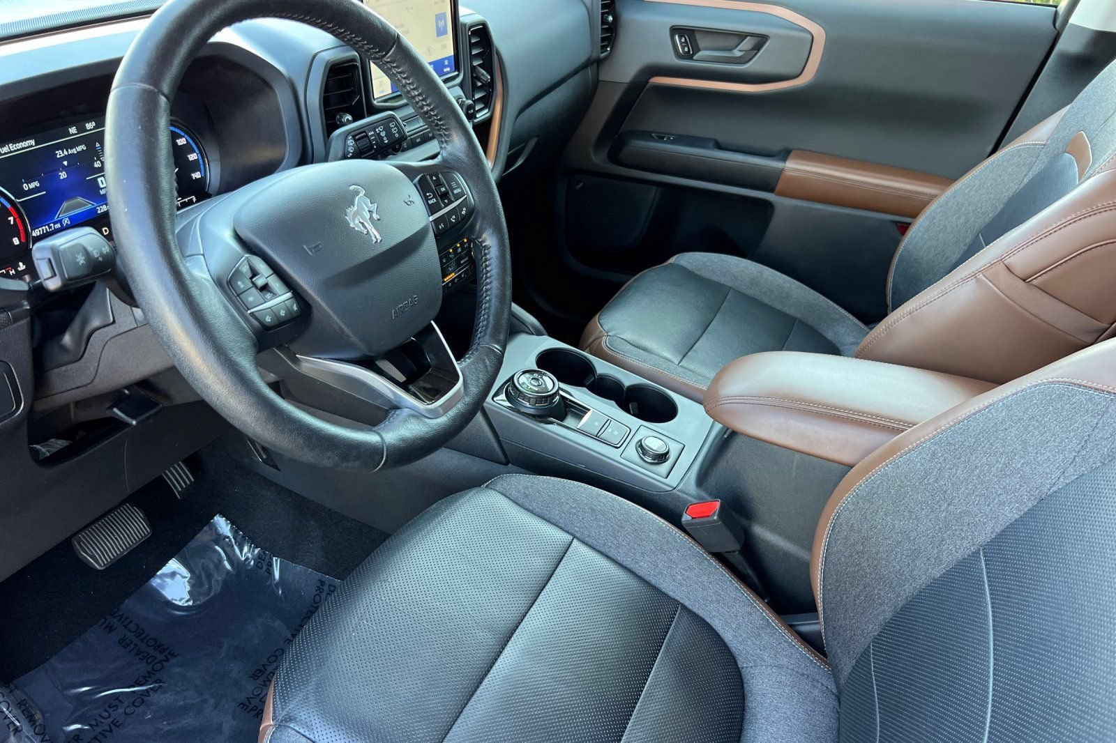 Used 2022 Ford Bronco Sport Outer Banks w/ Tech Package AWD/4WD image 13
