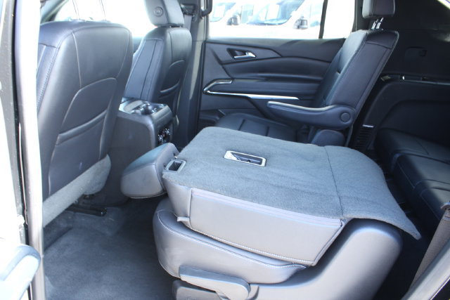 Used 2026 Chevrolet Traverse LT FWD image 46