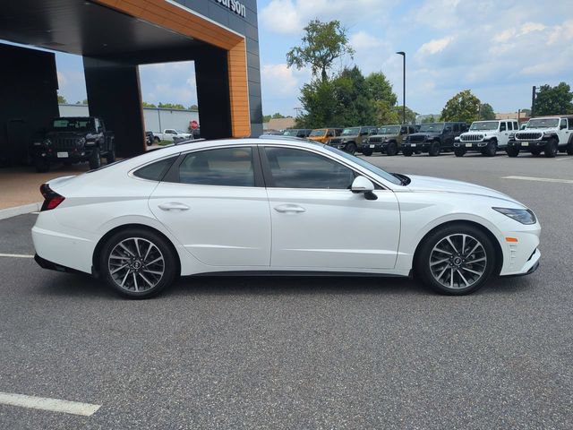 Used 2022 Hyundai Sonata Limited FWD image 3