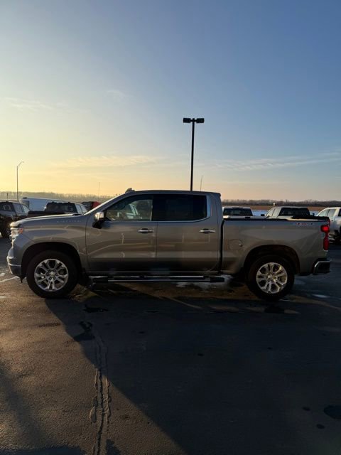 Used 2023 Chevrolet Silverado 1500 LTZ image 5
