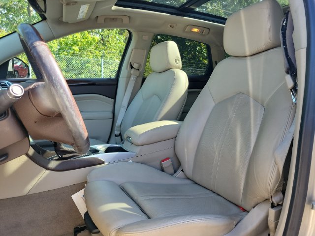 Used 2016 Cadillac SRX Luxury w/ Driver Awareness Package FWD image 25