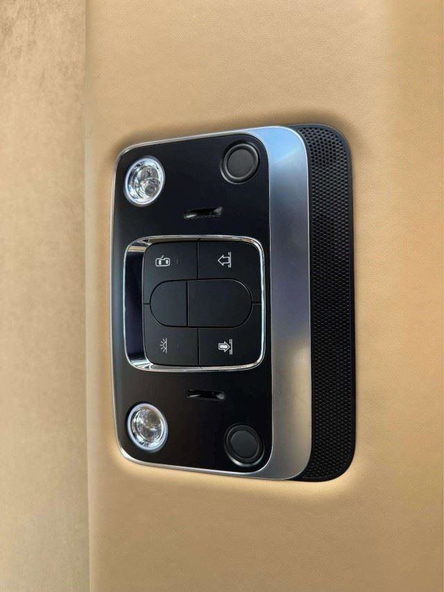 Used 2023 Bentley Flying Spur W12 AWD/4WD image 49