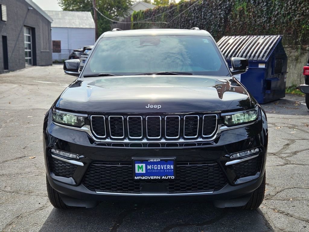 New 2025 Jeep Grand Cherokee Limited image 8