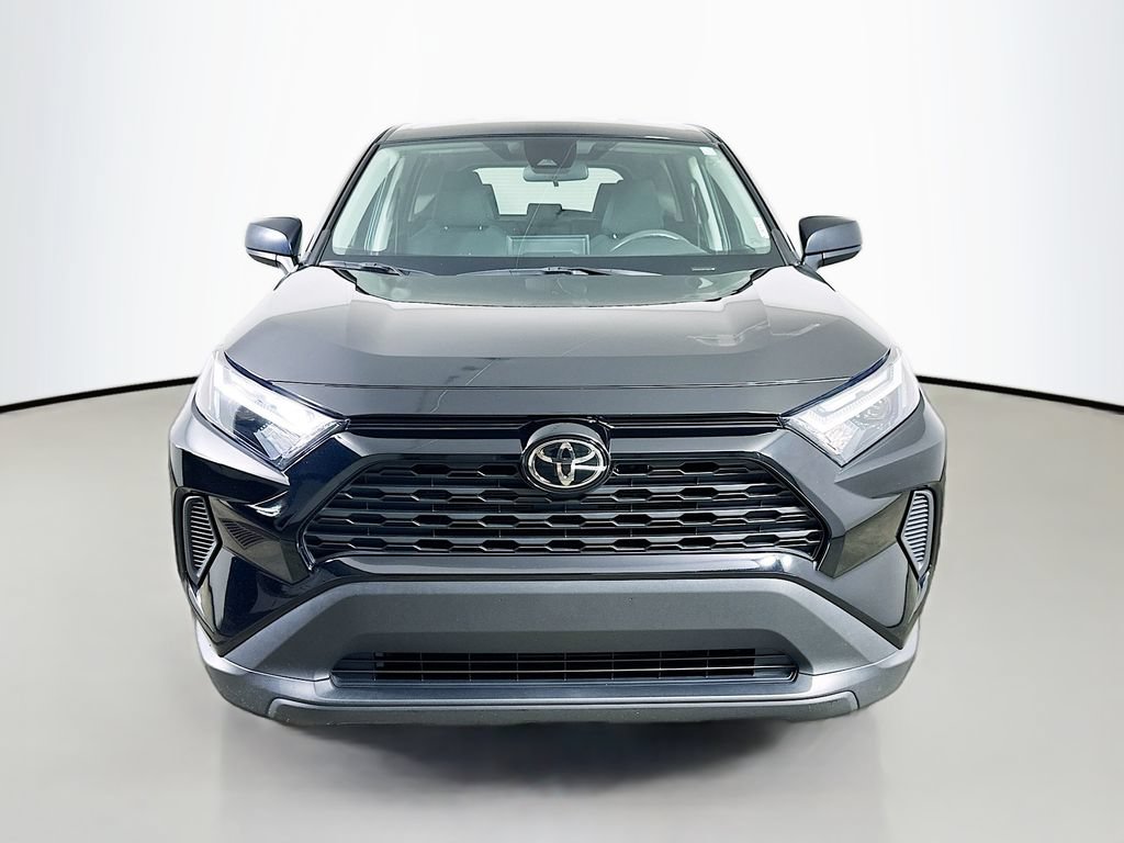 Used 2024 Toyota RAV4 LE FWD video 2