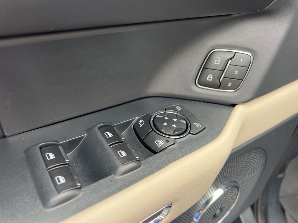Certified 2023 Ford Expedition Platinum AWD/4WD image 25