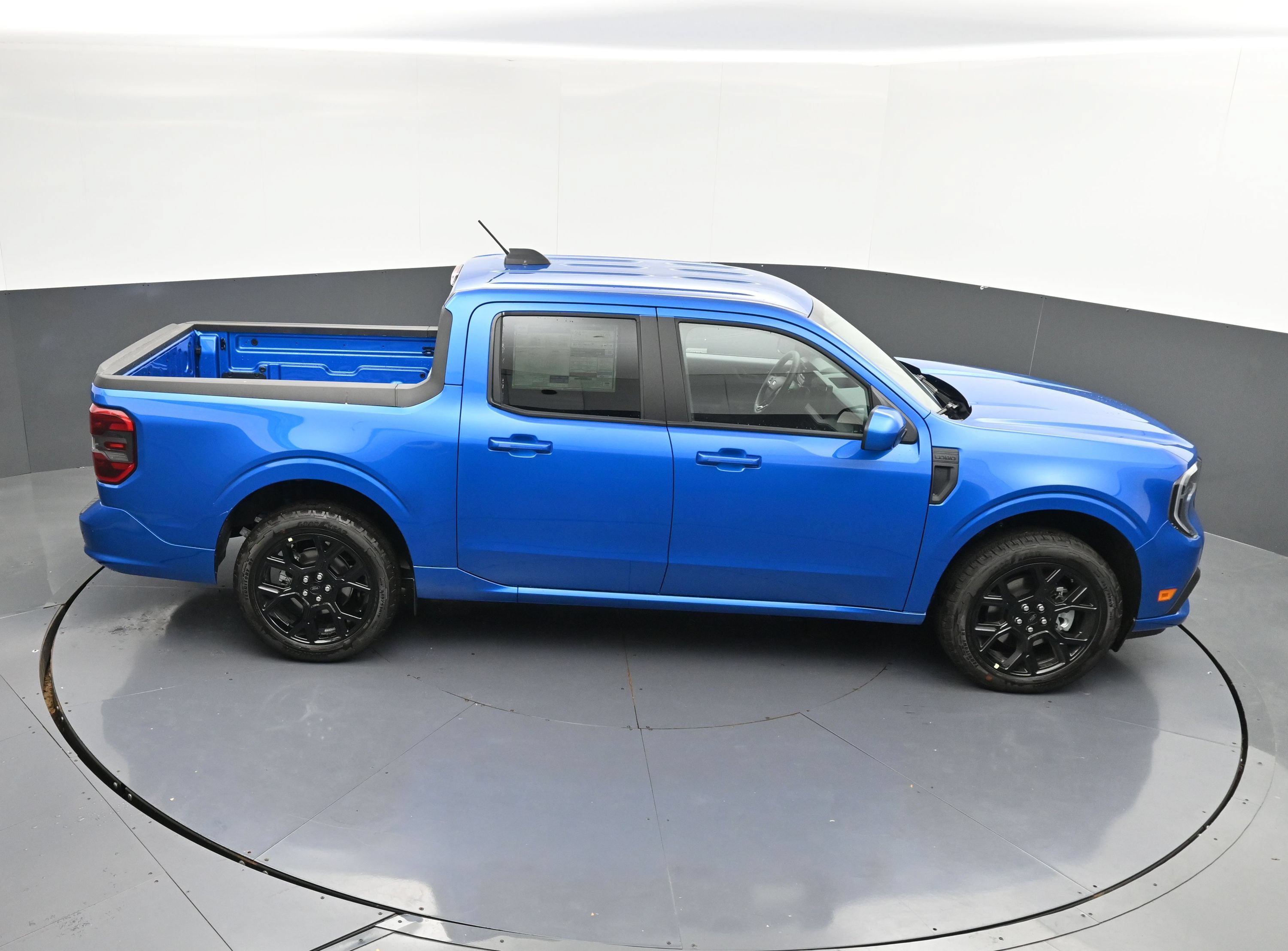 New 2026 Ford Maverick Lobo AWD/4WD image 25