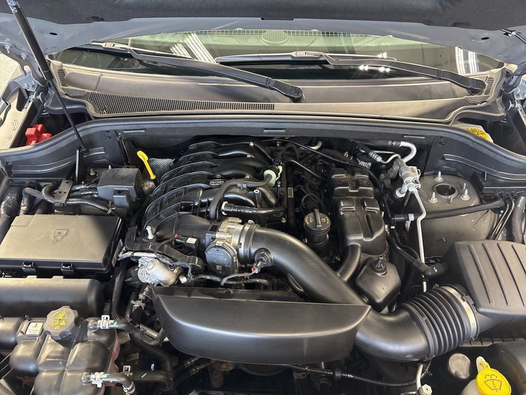 Used 2025 Dodge Durango GT AWD/4WD image 50