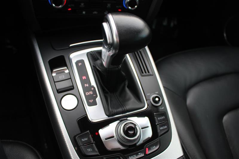 Used 2016 Audi A4 2.0T Premium Plus w/ Technology Package image 19