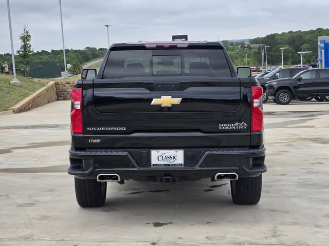 Used 2025 Chevrolet Silverado 1500 High Country w/ High Country Premium Package AWD/4WD image 7
