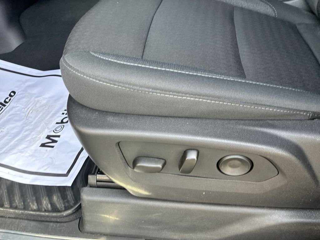 Used 2026 GMC Sierra 1500 Elevation image 12