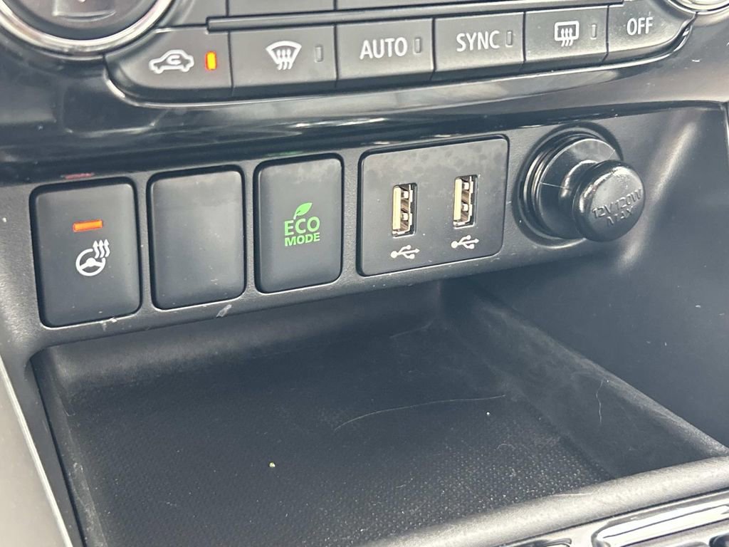 Used 2025 Mitsubishi Eclipse Cross SEL image 31