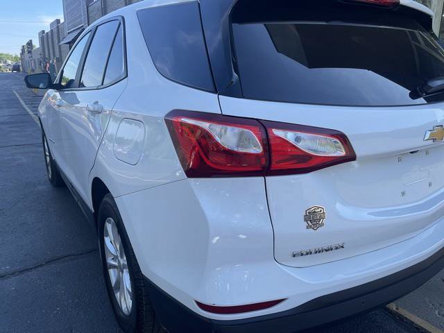 Used 2021 Chevrolet Equinox LS w/ LS Convenience Package AWD/4WD image 20