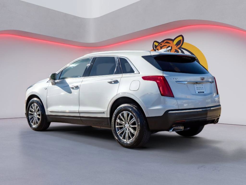 Used 2018 Cadillac XT5 Luxury w/ Driver Awareness Package image 7