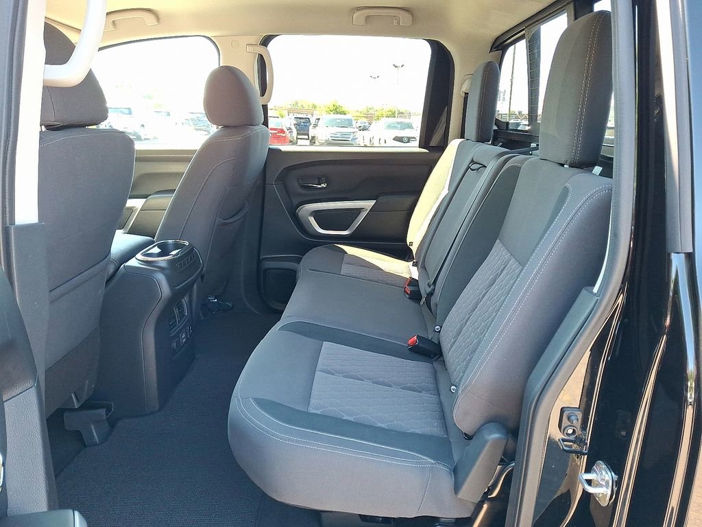 Certified 2024 Nissan Titan SV w/ SV Convenience Package image 10