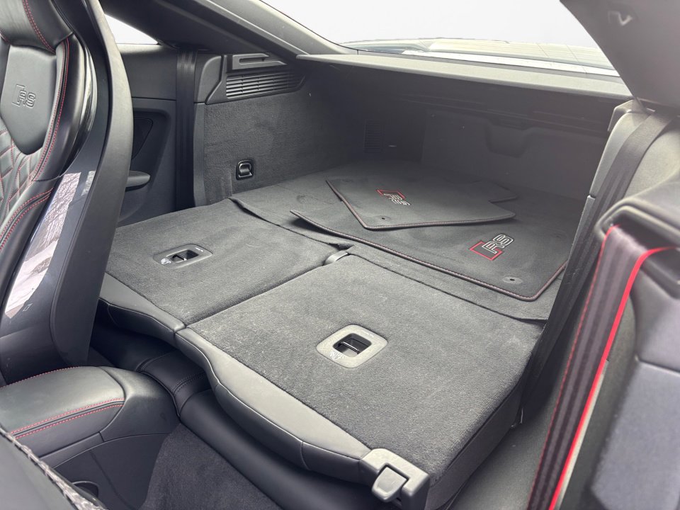 Used 2018 Audi TT RS image 13