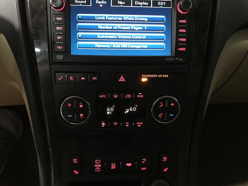 Used 2012 GMC Acadia Denali image 29