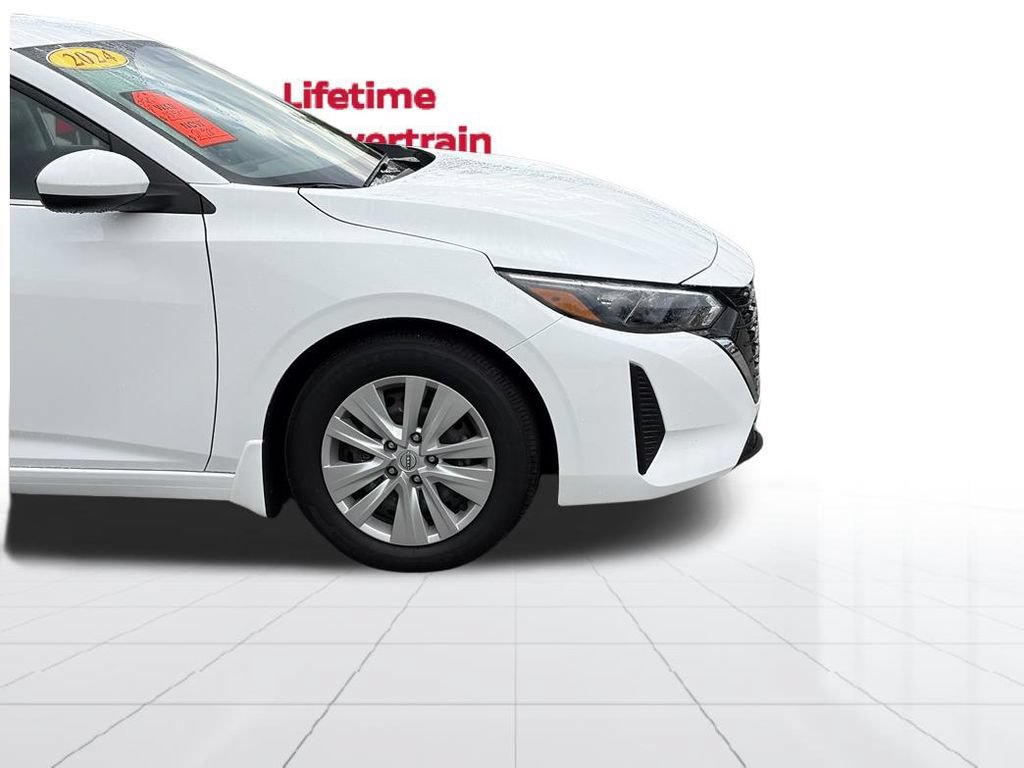 Used 2024 Nissan Sentra S FWD image 8