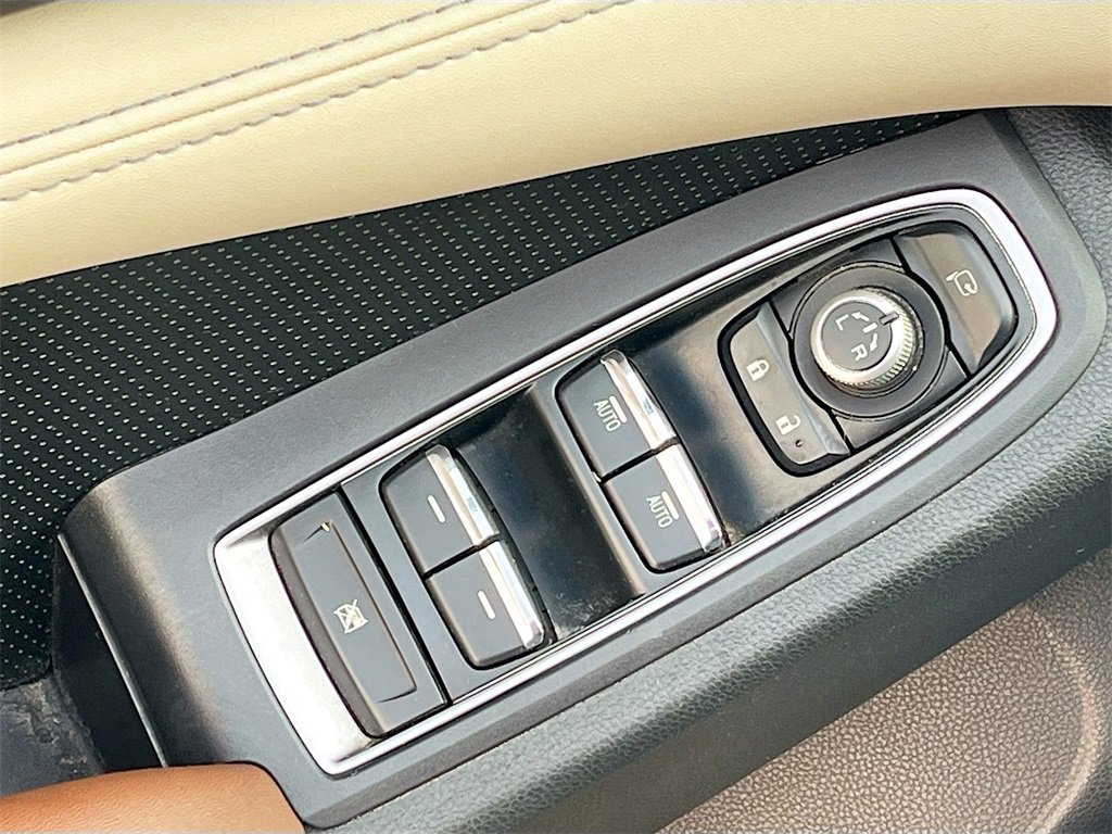 Used 2020 Subaru Ascent Touring w/ Popular Package #3 image 18