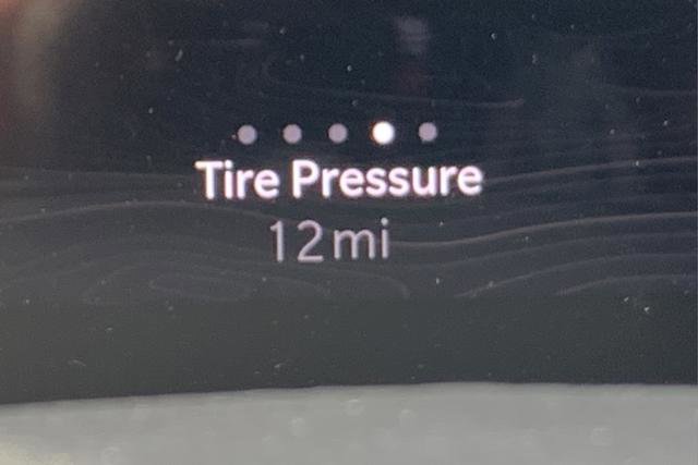 New 2025 Jeep Grand Cherokee Altitude image 29