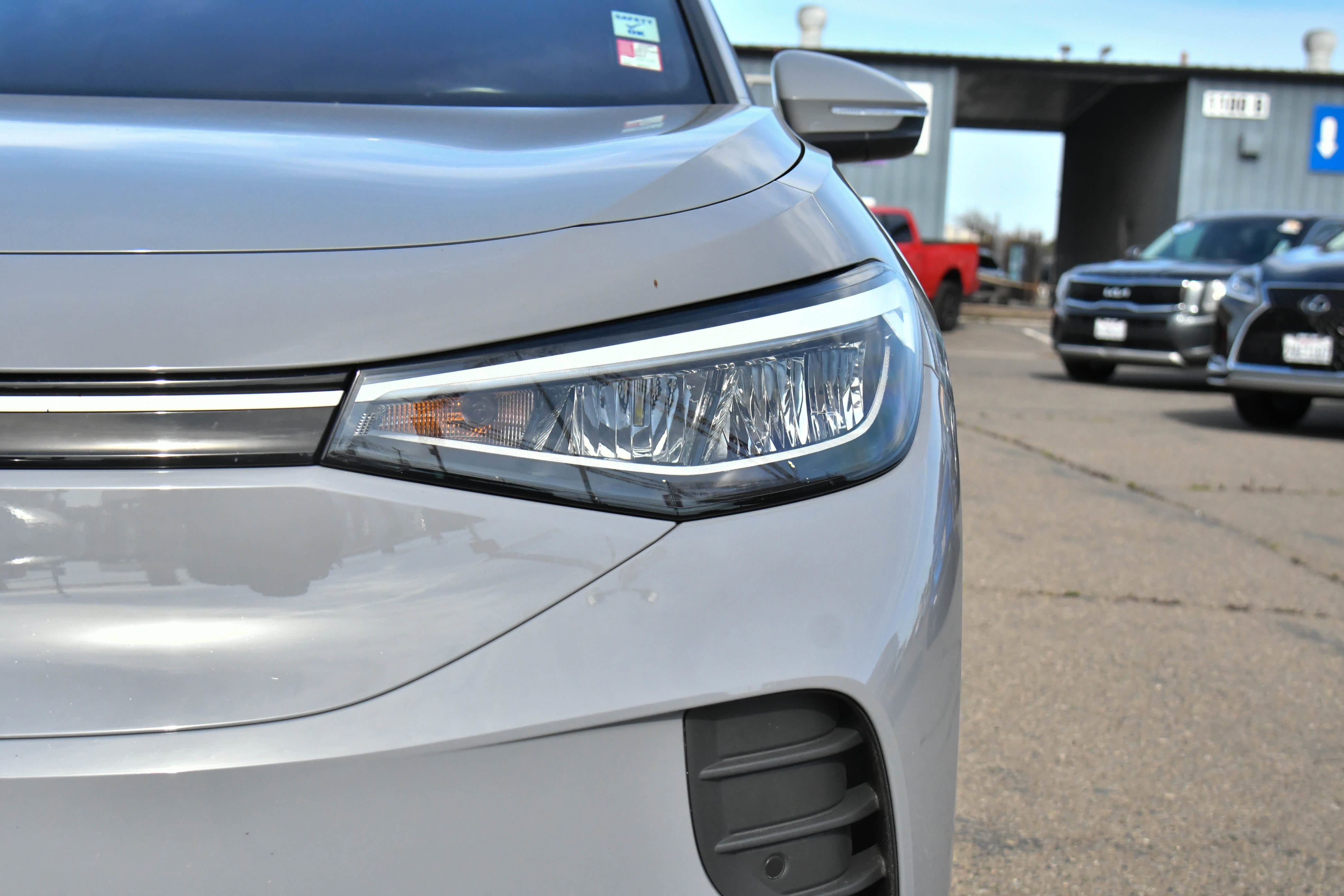 Used 2021 Volkswagen ID.4 Pro image 11