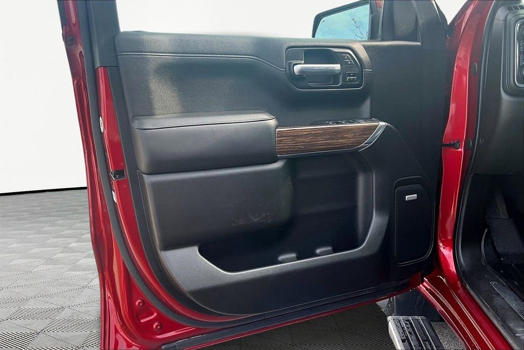 Used 2021 Chevrolet Silverado 1500 High Country w/ Technology Package image 23