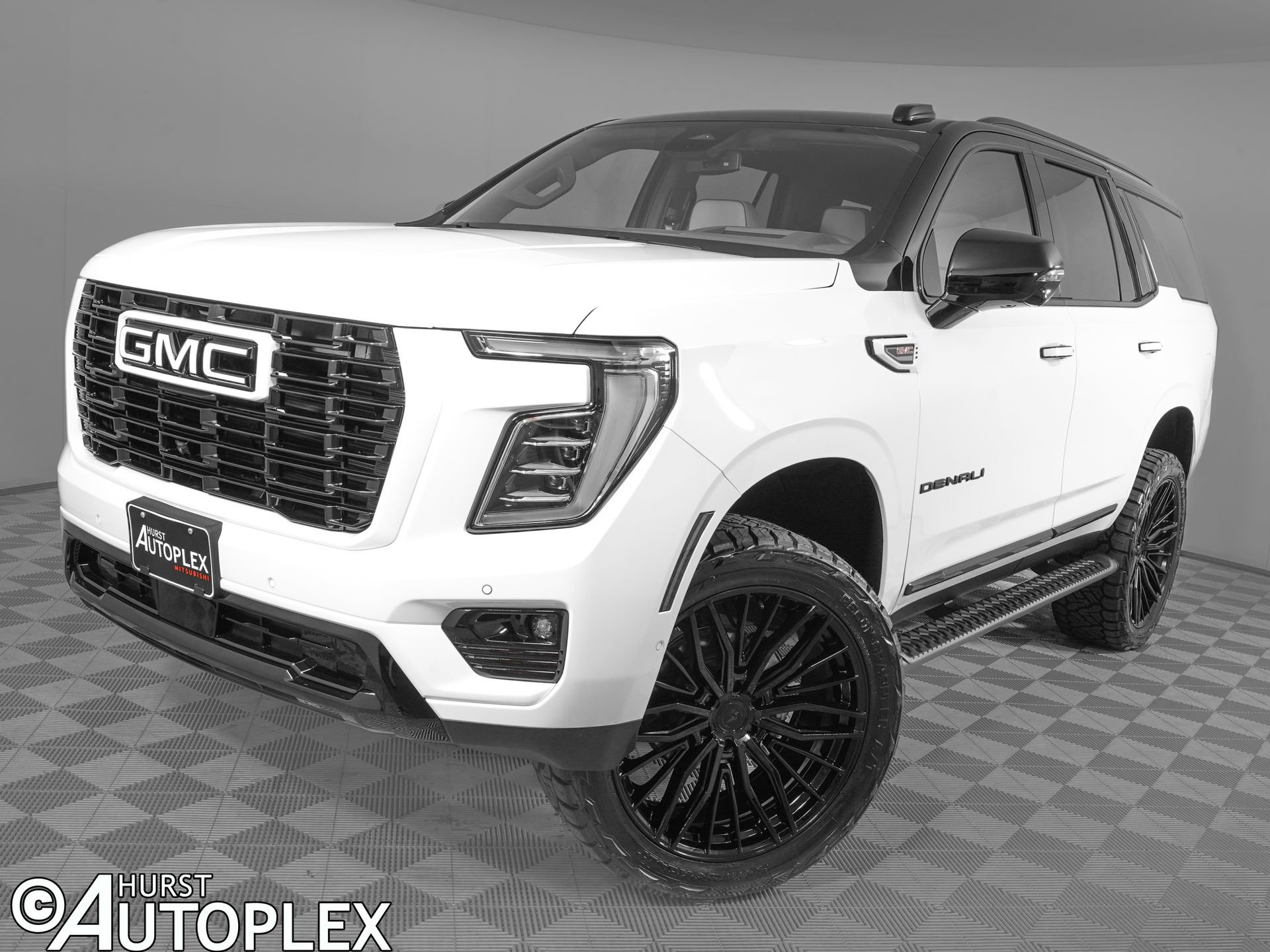 Used 2026 GMC Yukon Denali image 1