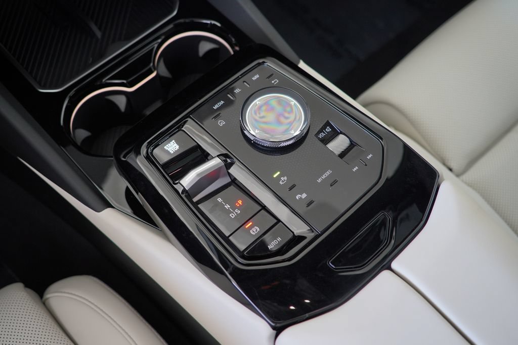 New 2027 BMW 530i w/ M Sport Package RWD image 18