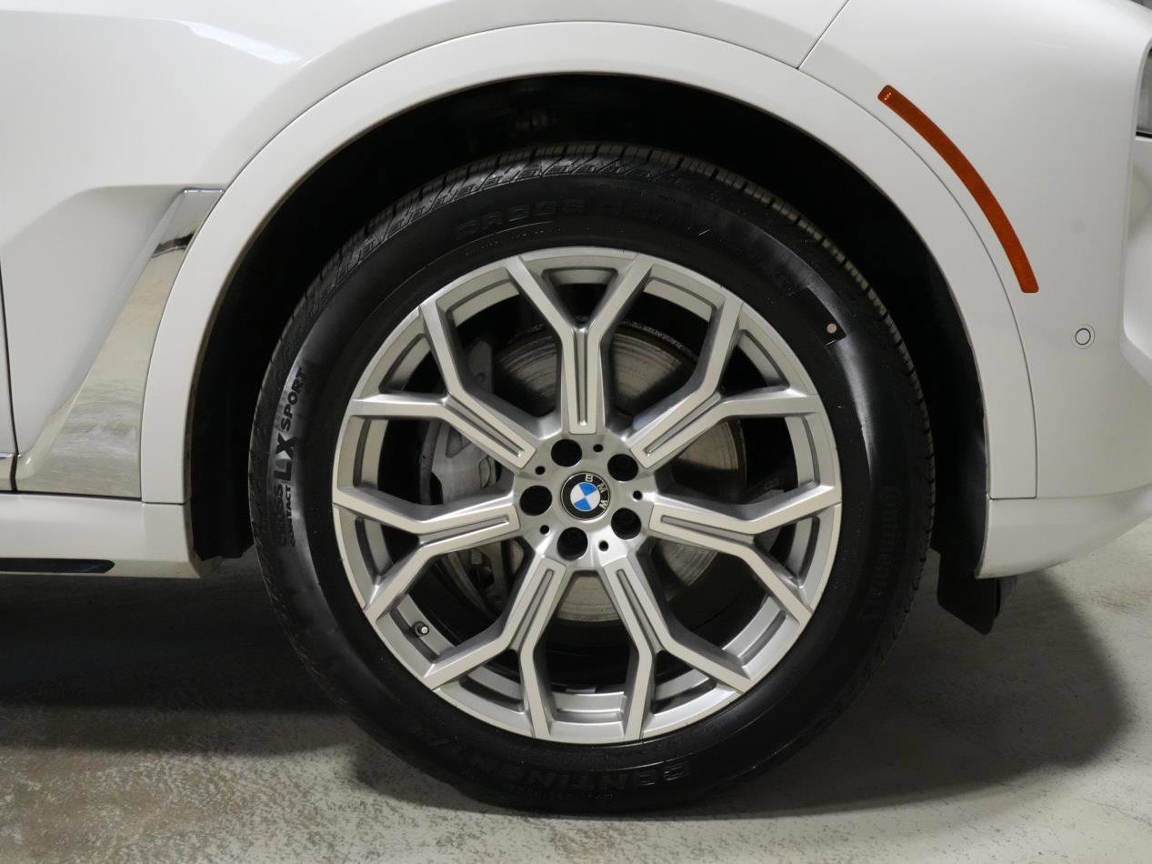 Certified 2024 BMW X7 xDrive40i w/ Executive Package image 45